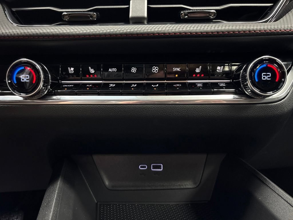 New 2026 Chevrolet Equinox RS w/ Convenience Package III FWD image 36