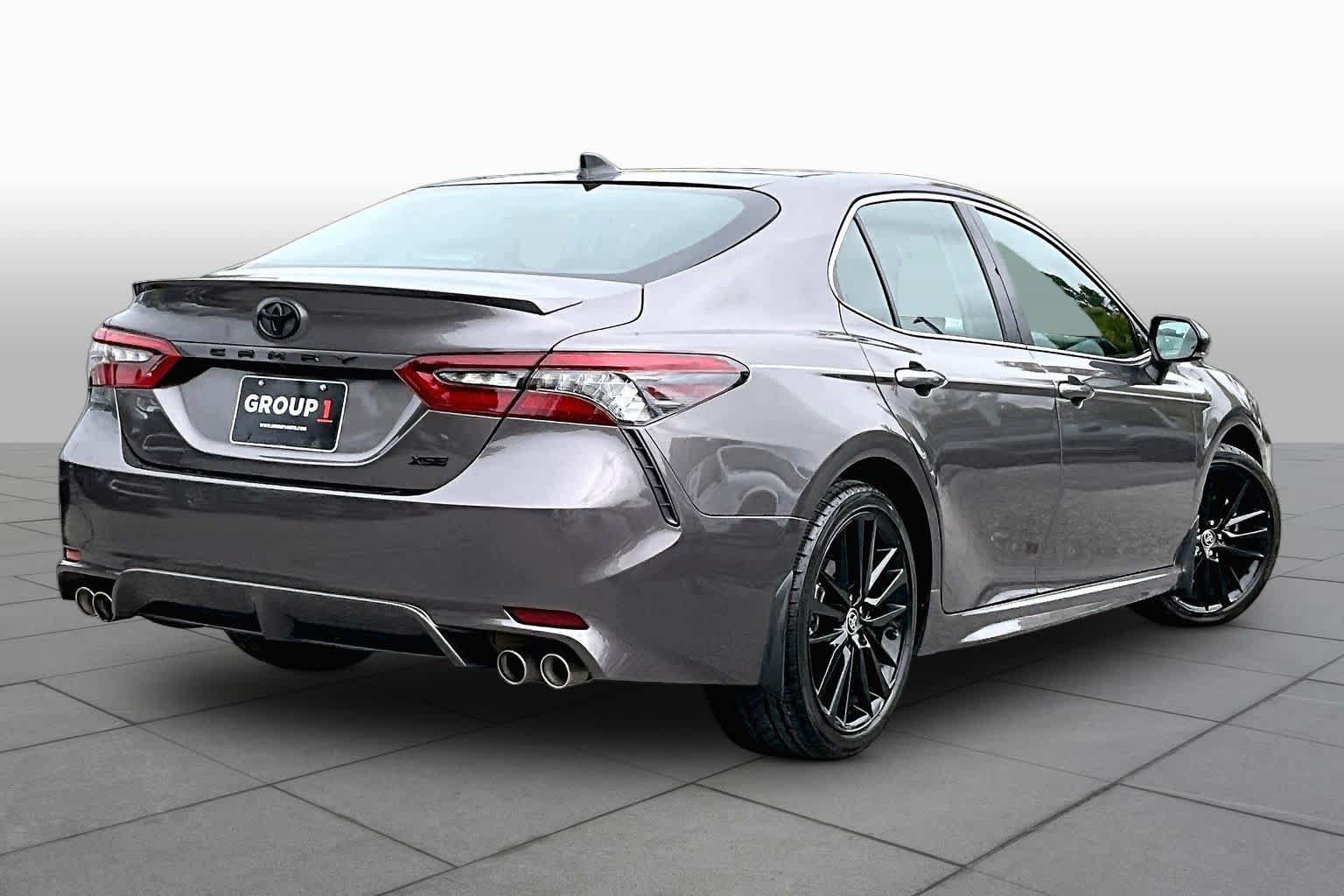Used 2021 Toyota Camry XSE FWD image 13