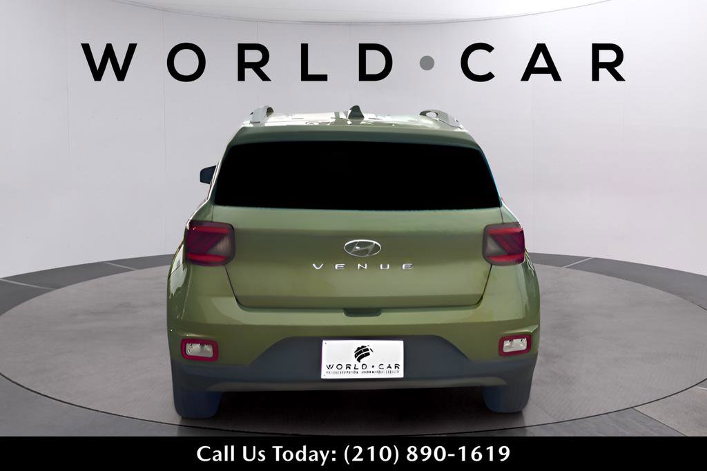 Used 2020 Hyundai Venue SEL image 12