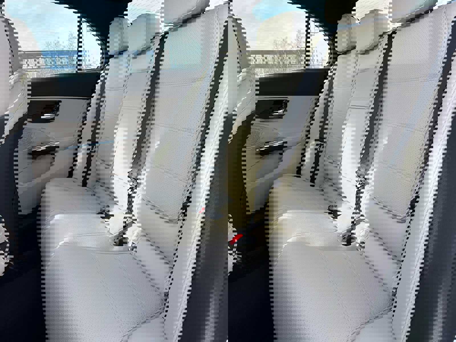 Used 2026 Mercedes-Benz C 300 4MATIC Sedan image 17