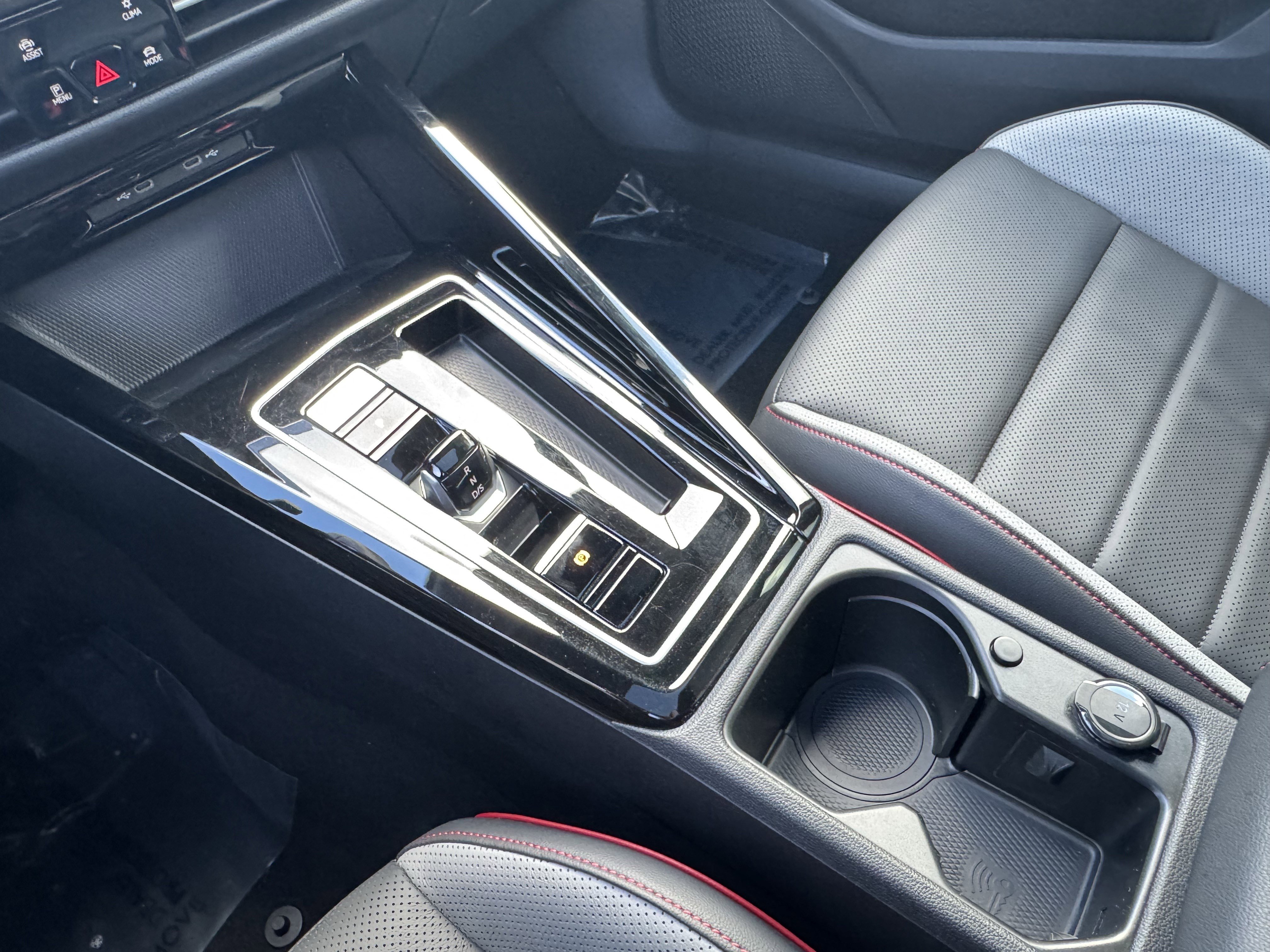 Used 2024 Volkswagen GTI Autobahn image 29