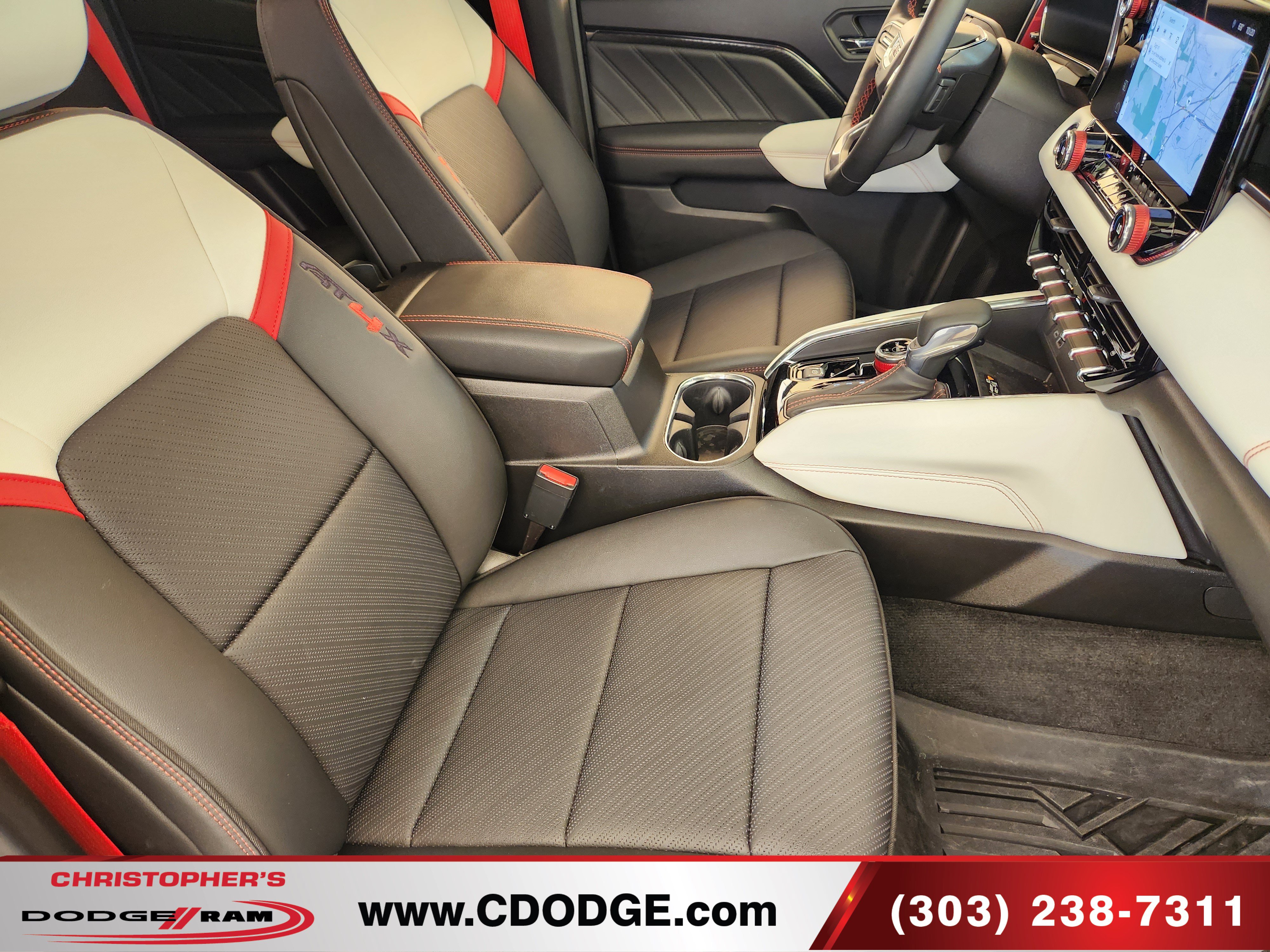 Used 2026 GMC Canyon AT4X AWD/4WD image 23