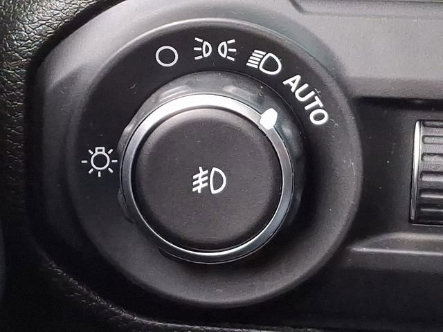 Used 2018 Jeep Wrangler Unlimited Sahara image 23