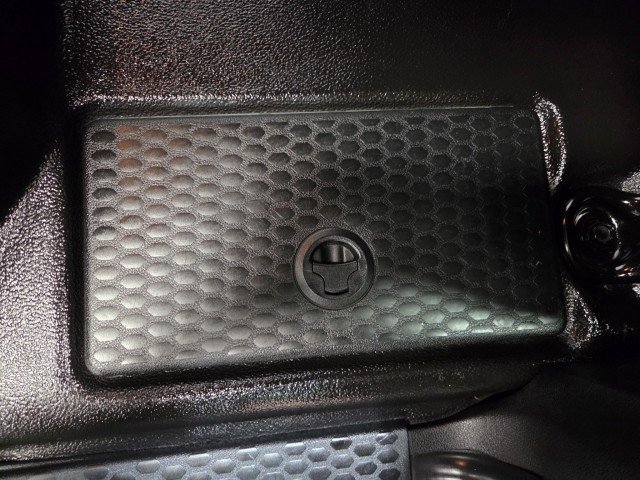 Used 2018 RAM 3500 SLT w/ Cold Weather Group image 79