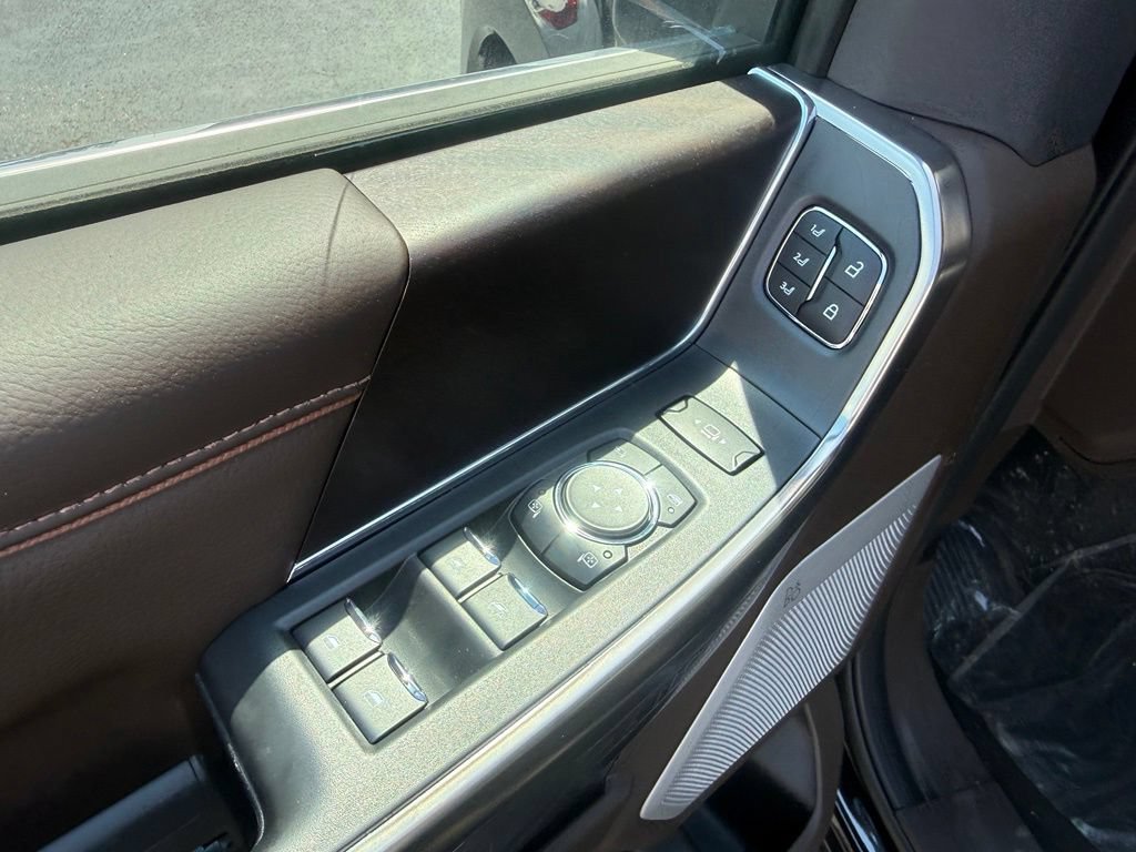 New 2026 Ford F250 King Ranch w/ Chrome Package AWD/4WD image 18