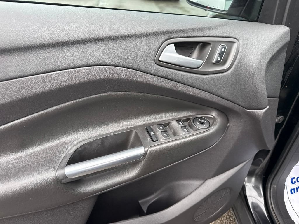 Used 2016 Ford Escape SE AWD/4WD image 16