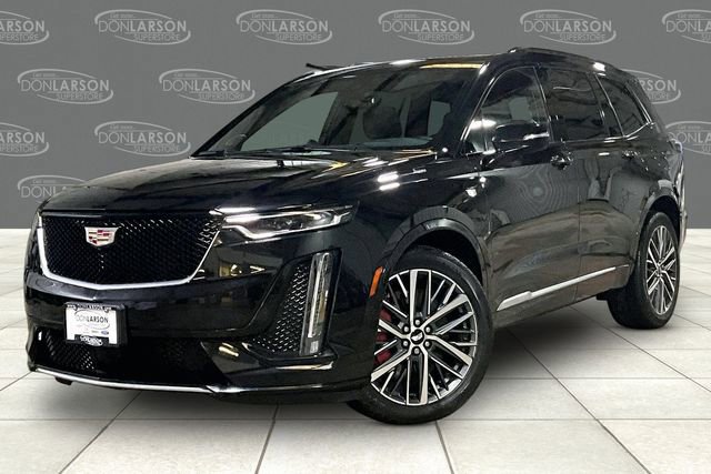 Used 2025 Cadillac XT6 Sport w/ Platinum Package image 3
