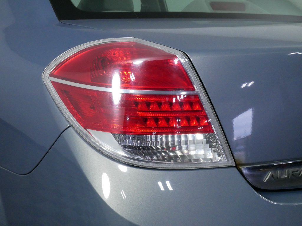 Used 2008 Saturn Aura XE FWD image 12