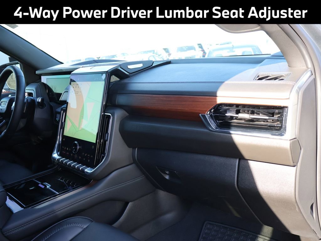 Used 2026 GMC Yukon Denali w/ LPO, Illumination Package image 12