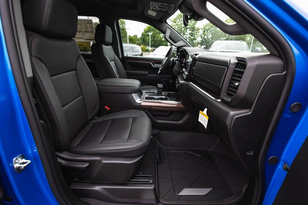 New 2026 Chevrolet Silverado 1500 RST image 34
