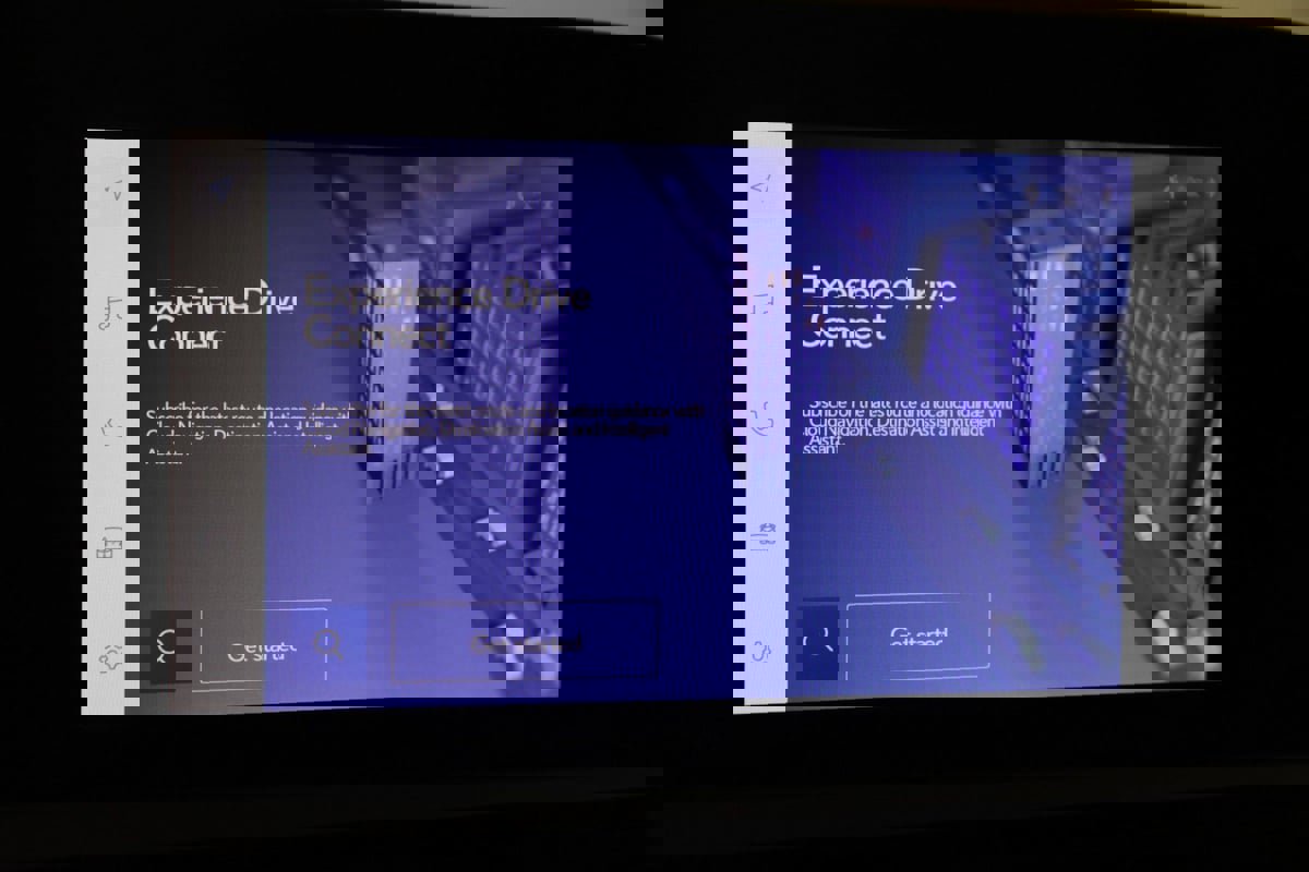 Used 2023 Lexus ES 300h w/ Premium Package image 8