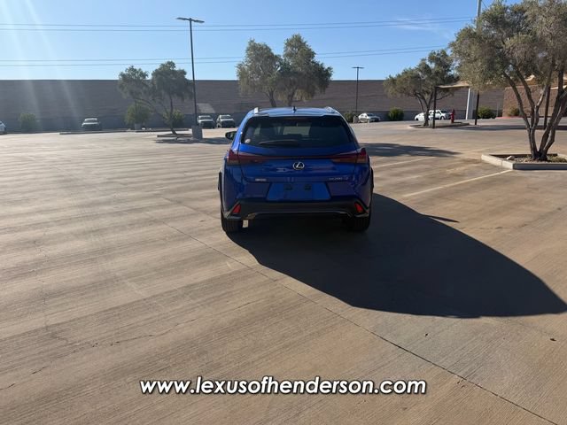 Used 2019 Lexus UX 200 F Sport w/ F Sport Premium Package FWD image 4