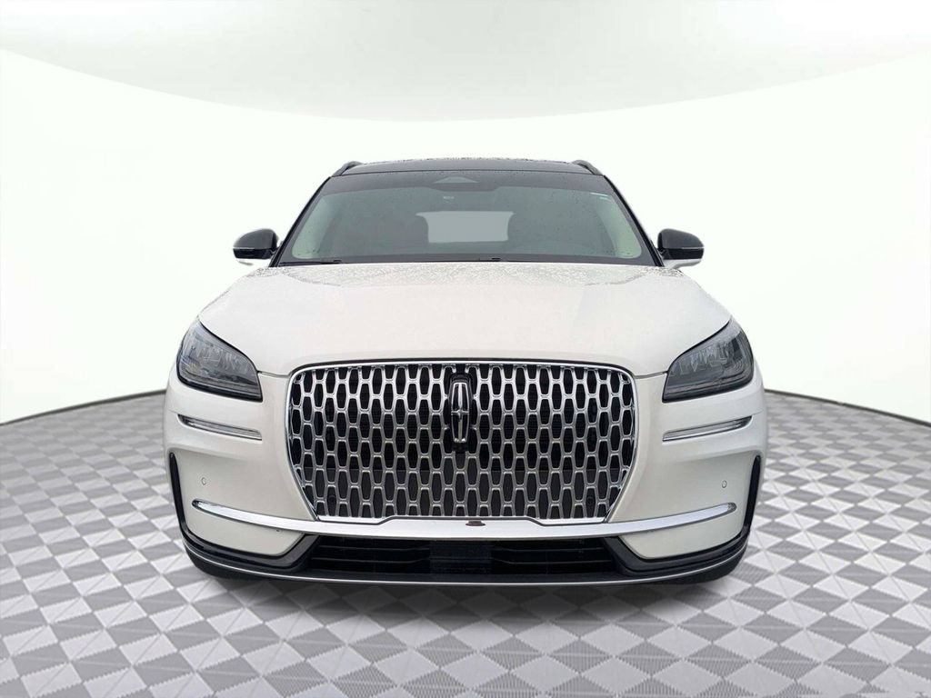 Used 2026 Lincoln Corsair Premiere FWD image 8