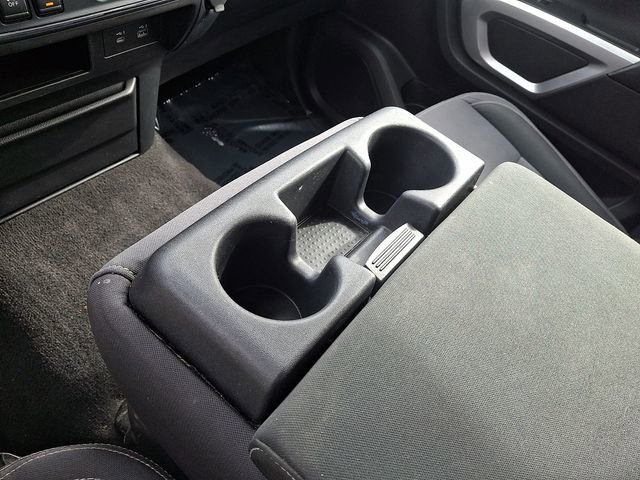 Used 2022 Nissan Titan SV image 27