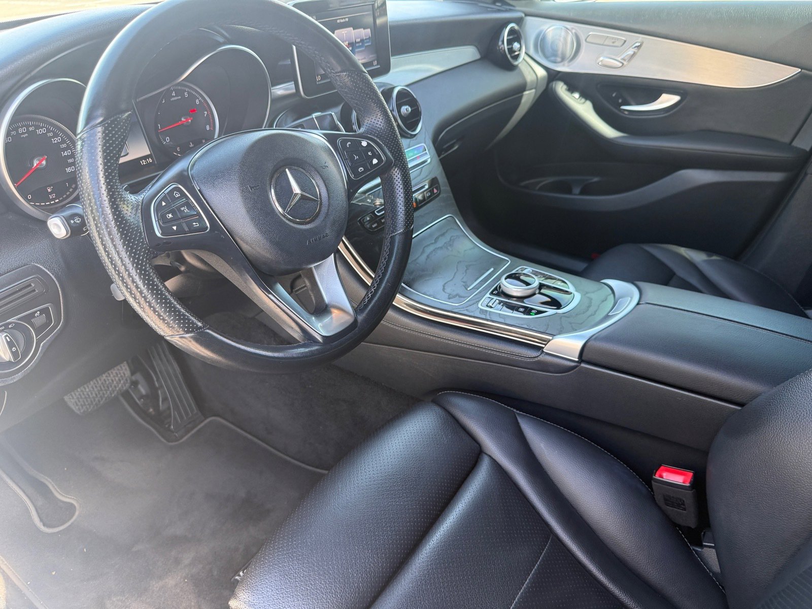 Used 2019 Mercedes-Benz GLC 300 image 13