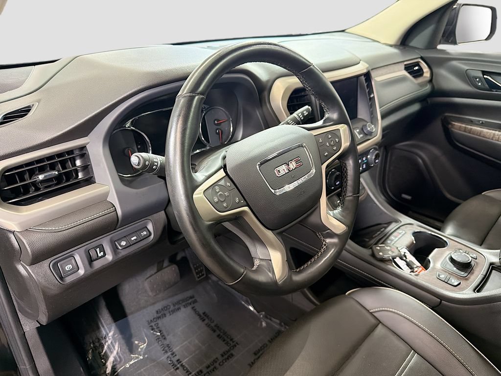 Used 2023 GMC Acadia Denali w/ Black Diamond Edition AWD/4WD image 11