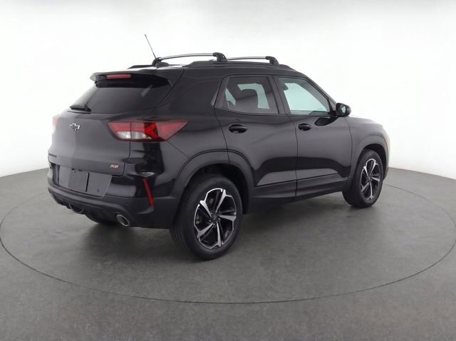 Used 2021 Chevrolet TrailBlazer RS w/ Technology Package FWD image 7