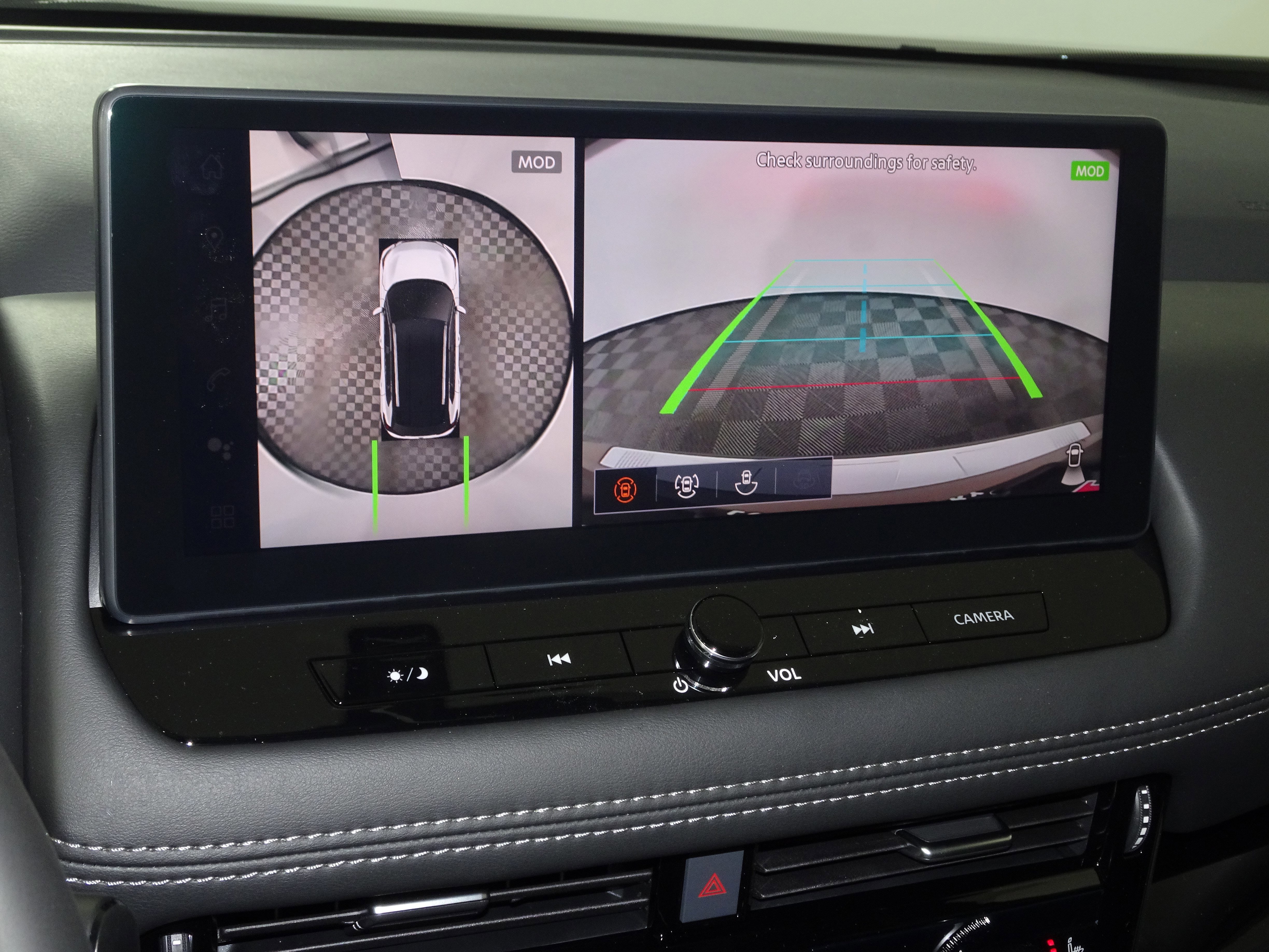 New 2025 Nissan Rogue SL w/ Tech Package image 34