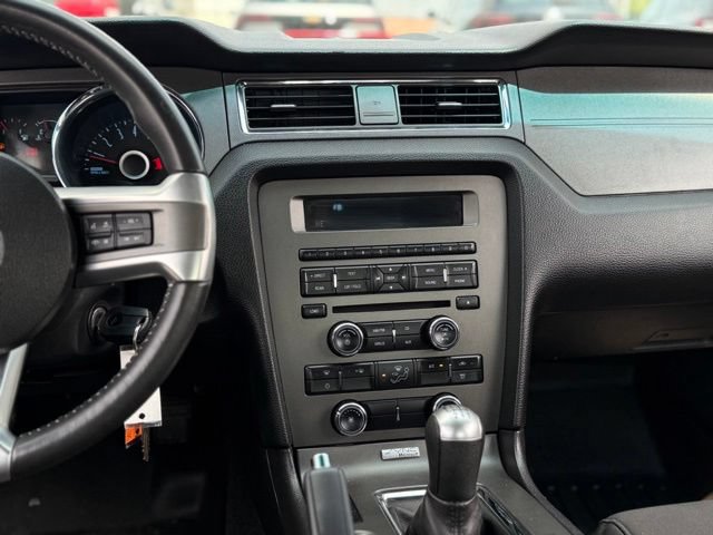 Used 2014 Ford Mustang Coupe w/ V6 Performance Package RWD image 15
