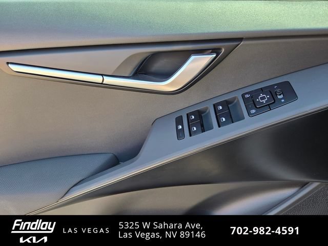 New 2026 Kia Niro LX FWD image 17