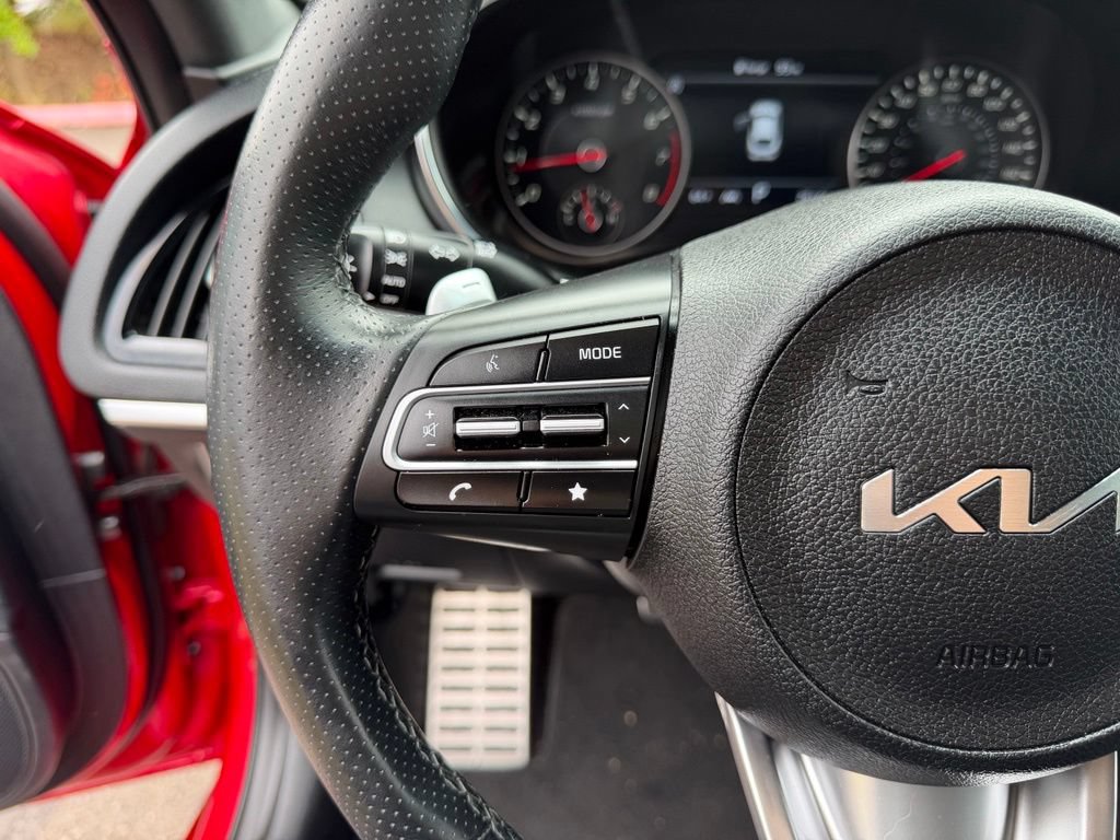 Used 2023 Kia Stinger GT2 AWD/4WD image 17
