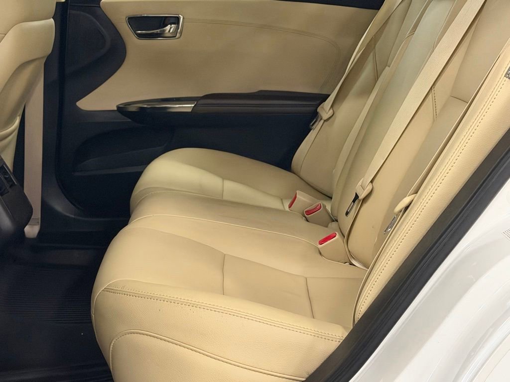 Used 2018 Toyota Avalon XLE Premium w/ All Weather Liner Package FWD image 23