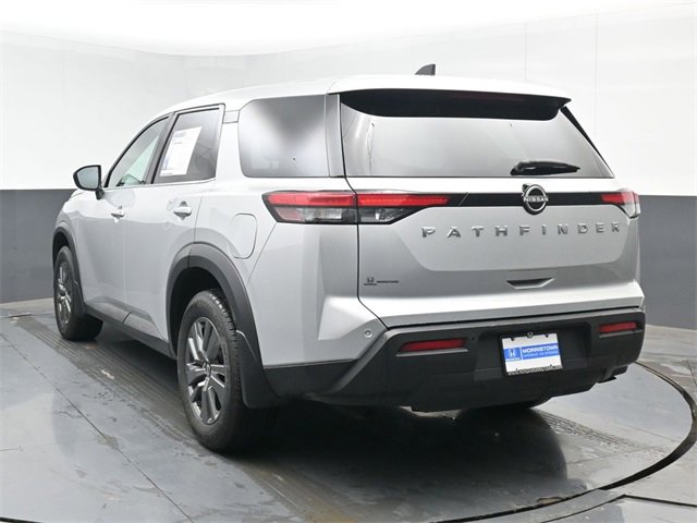 Used 2024 Nissan Pathfinder S image 7
