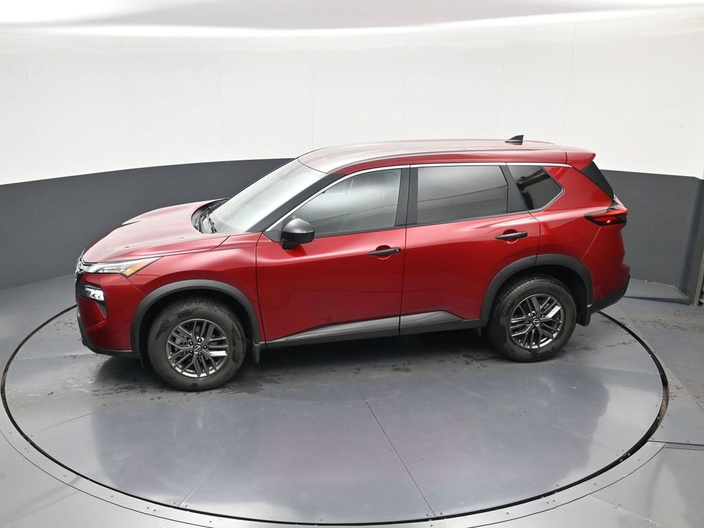 Used 2026 Nissan Rogue S FWD image 30
