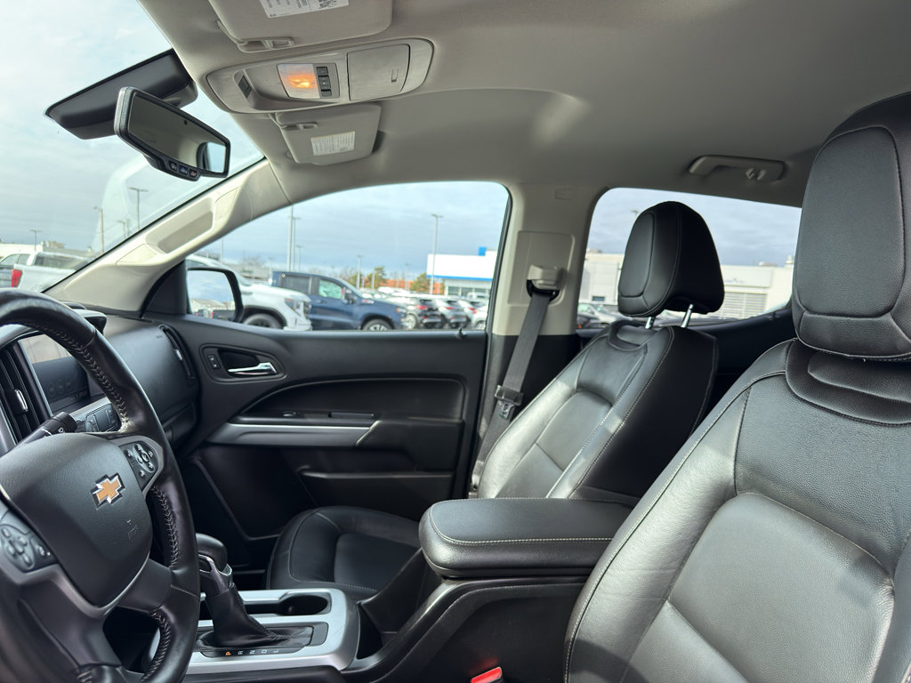 Used 2022 Chevrolet Colorado LT w/ Luxury Package image 27