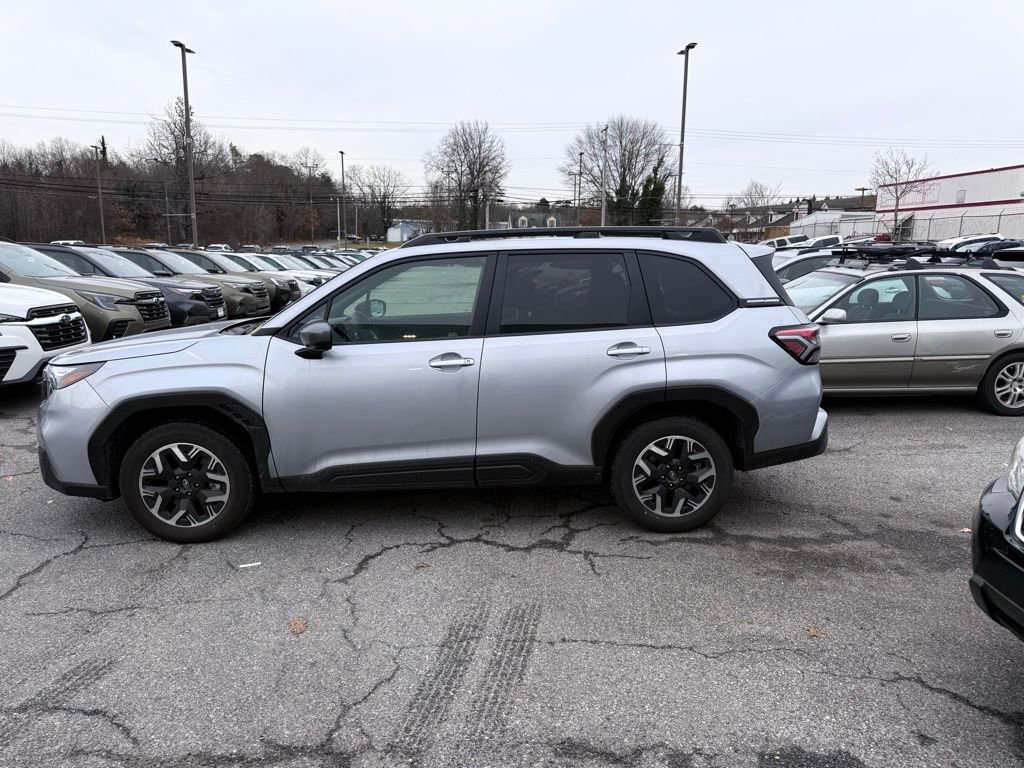 Certified 2025 Subaru Forester Premium image 4