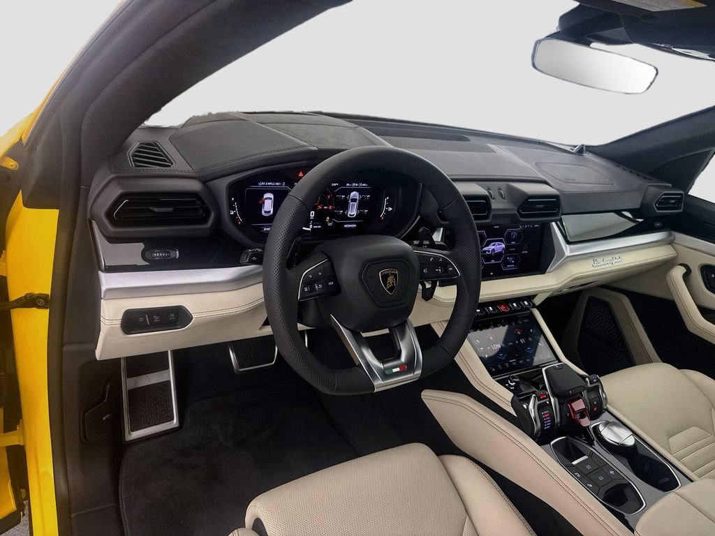Used 2026 Lamborghini Urus SE AWD/4WD image 9