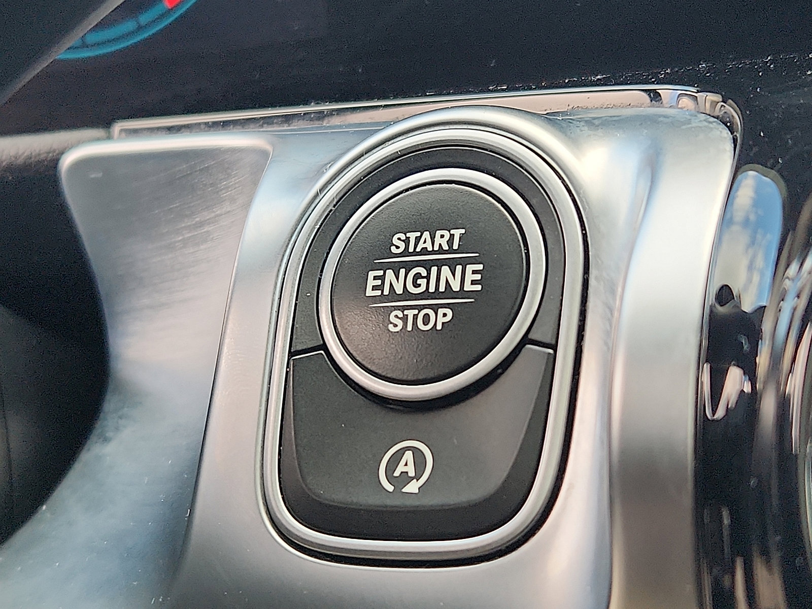 Used 2021 Mercedes-Benz GLB 250 4MATIC image 23