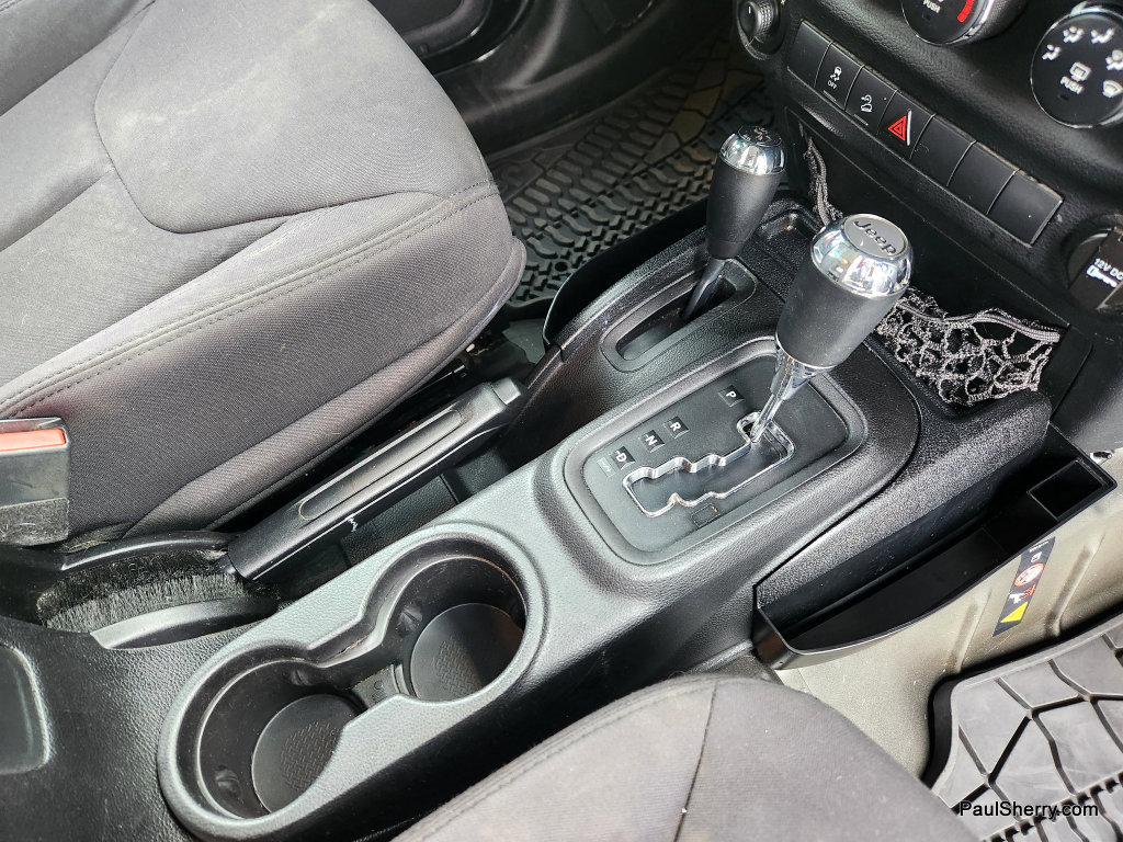 Used 2013 Jeep Wrangler Sport image 38