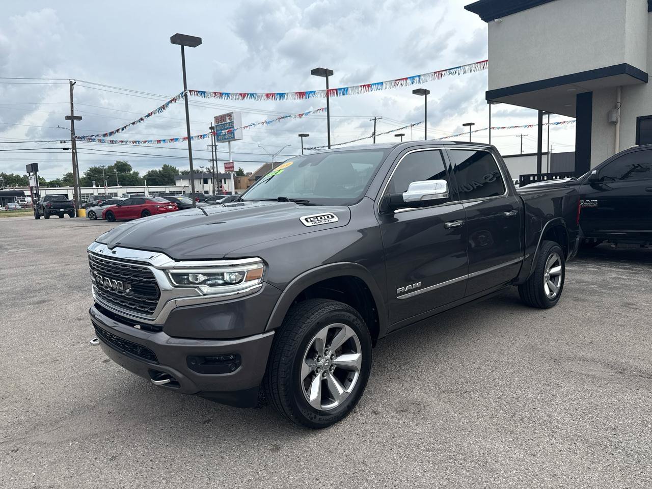 Used 2019 RAM 1500 Limited w/ Advanced Safety Group AWD/4WD image 2
