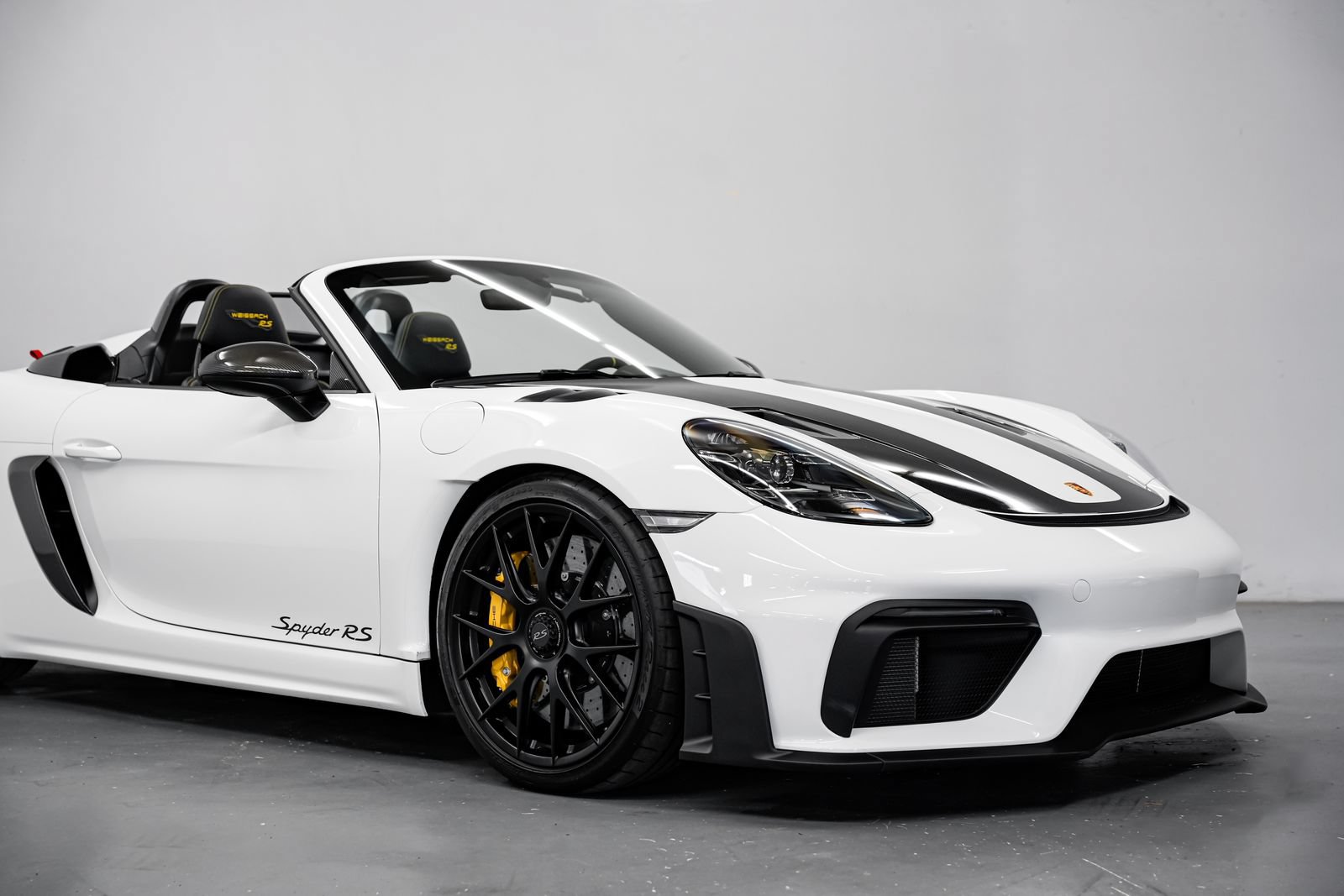 Used 2024 Porsche 718 Boxster Spyder RS RWD image 40