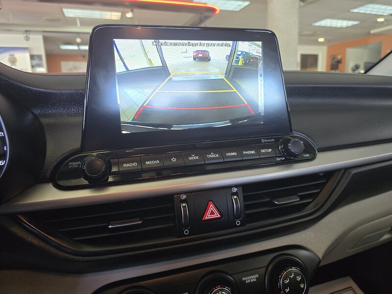 Used 2021 Kia Forte LXS image 19
