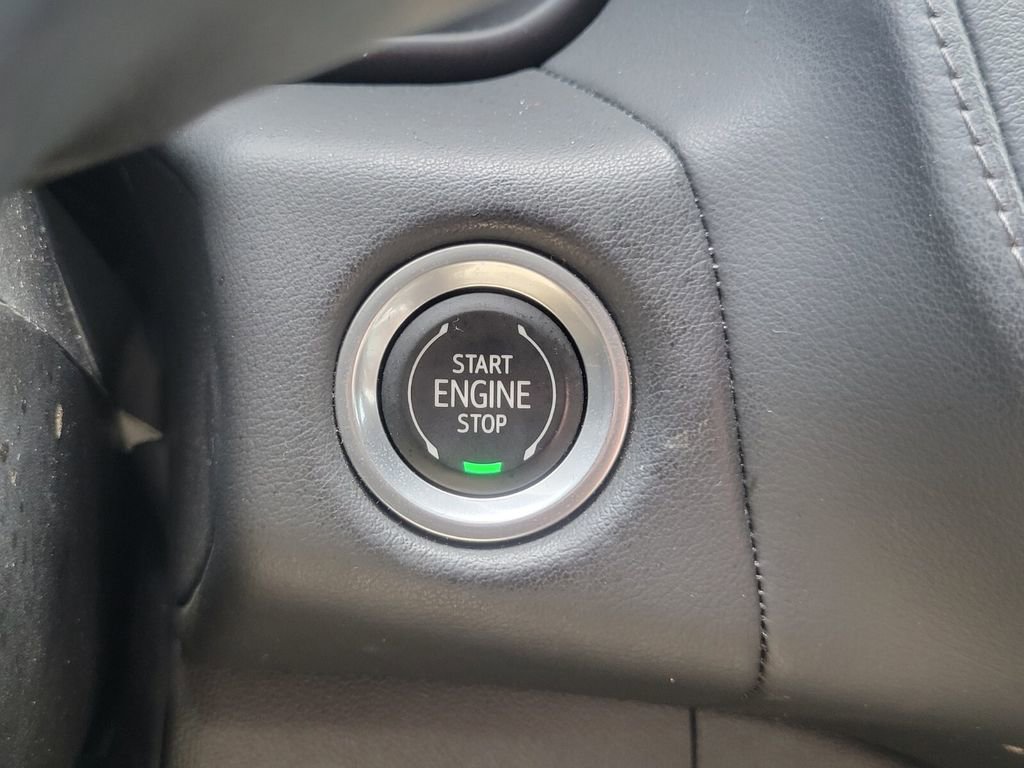 Used 2022 Chevrolet Tahoe LT w/ Luxury Package image 22