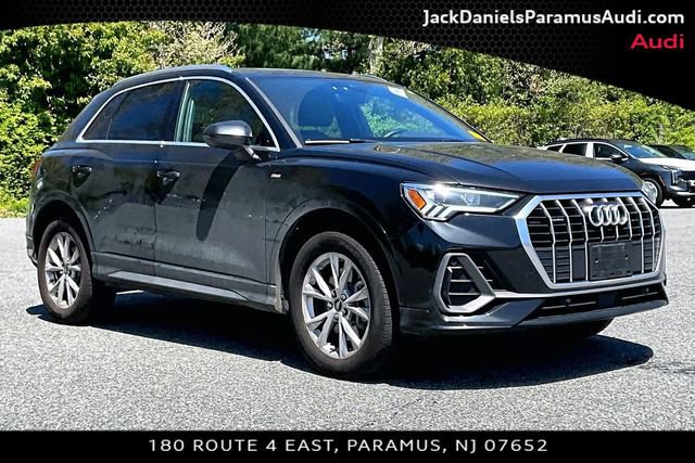 Used 2023 Audi Q3 2.0T Premium w/ Convenience Package AWD/4WD image 9