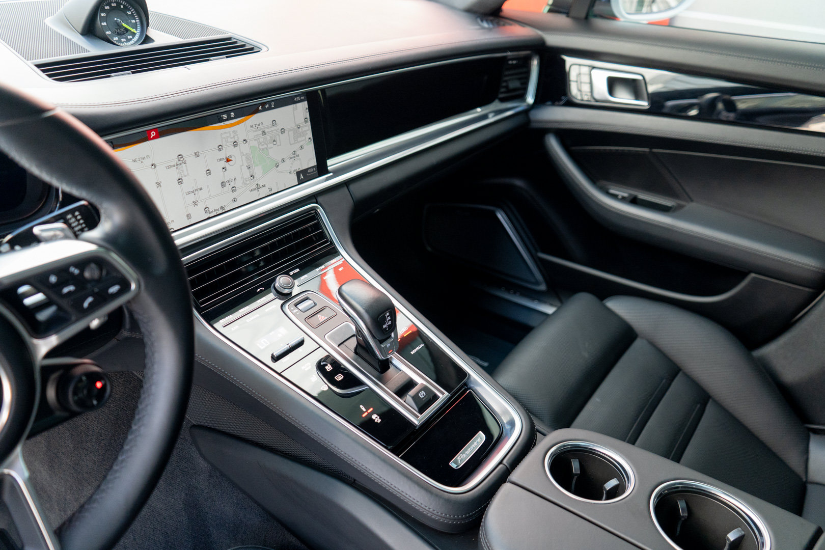 Used 2018 Porsche Panamera Turbo S AWD/4WD image 16