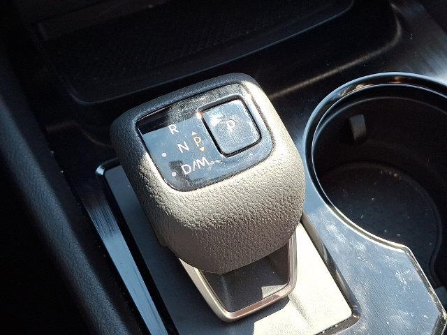 Used 2023 Nissan Rogue SV AWD/4WD image 15