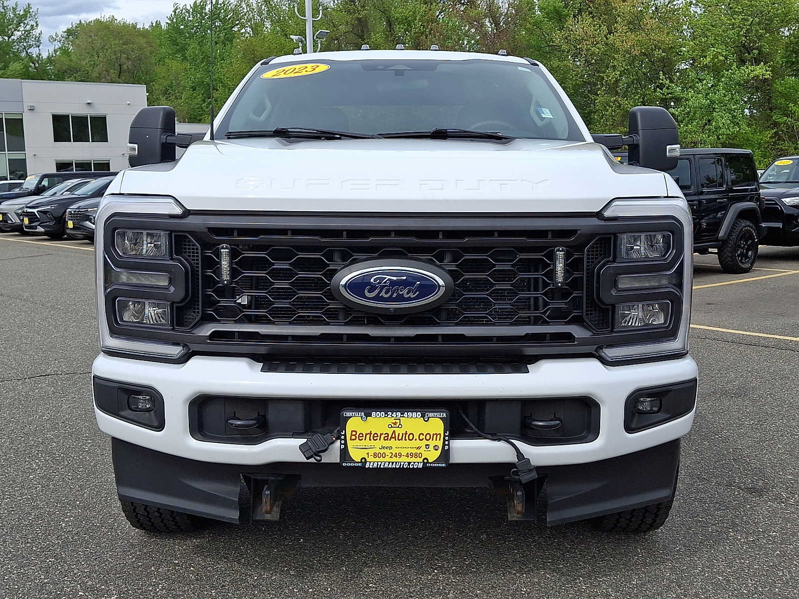 Used 2023 Ford F250 XL w/ STX Appearance Package AWD/4WD image 2