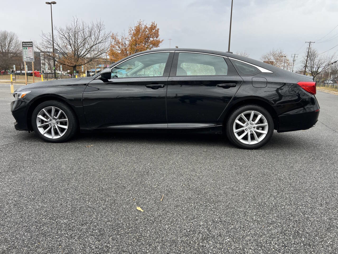 Used 2021 Honda Accord LX image 15