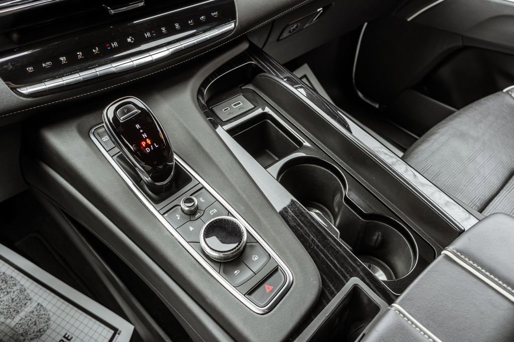 Used 2022 Cadillac Escalade Sport w/ Touring Package image 22