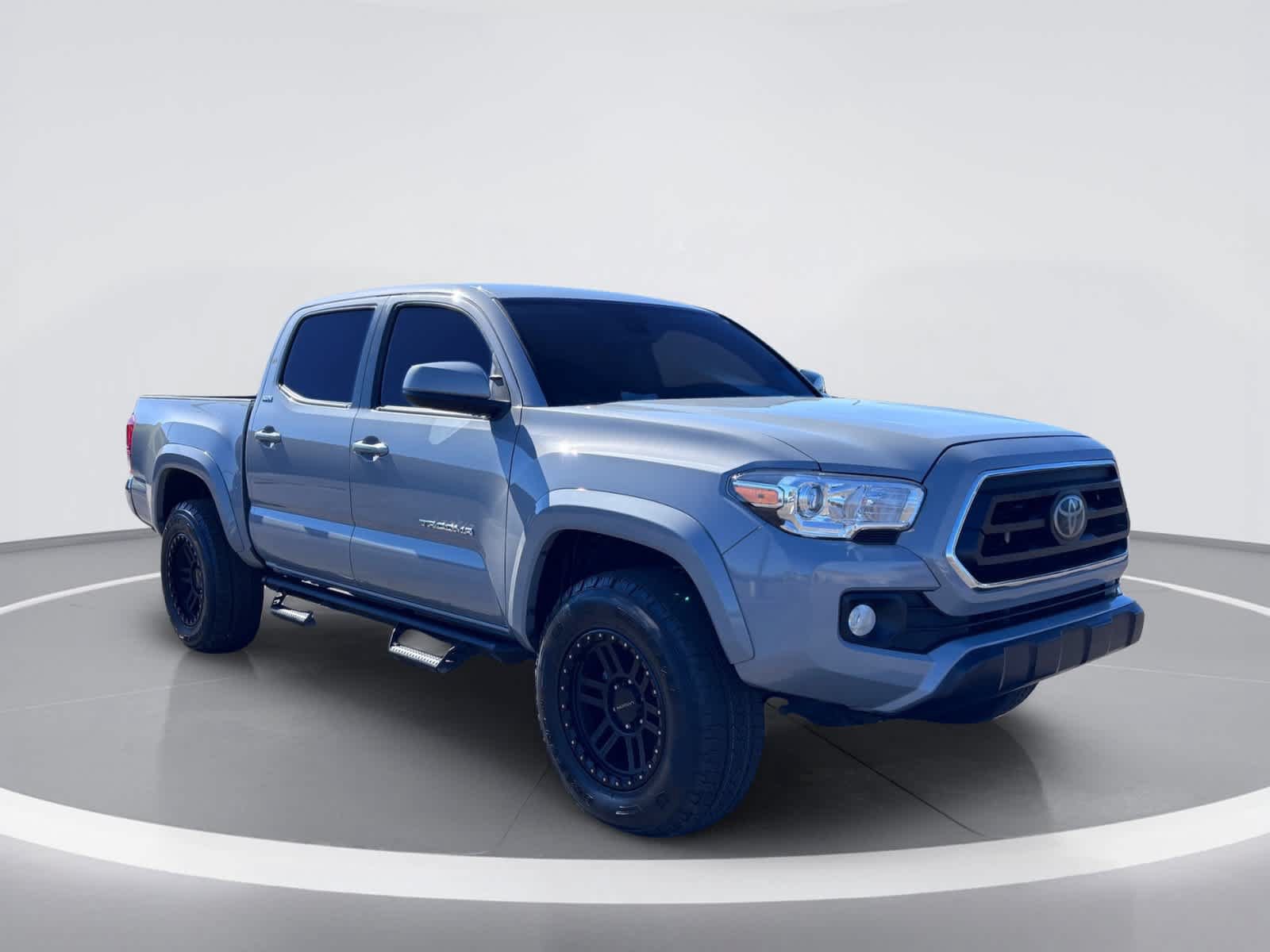 Used 2021 Toyota Tacoma SR5 RWD image 11