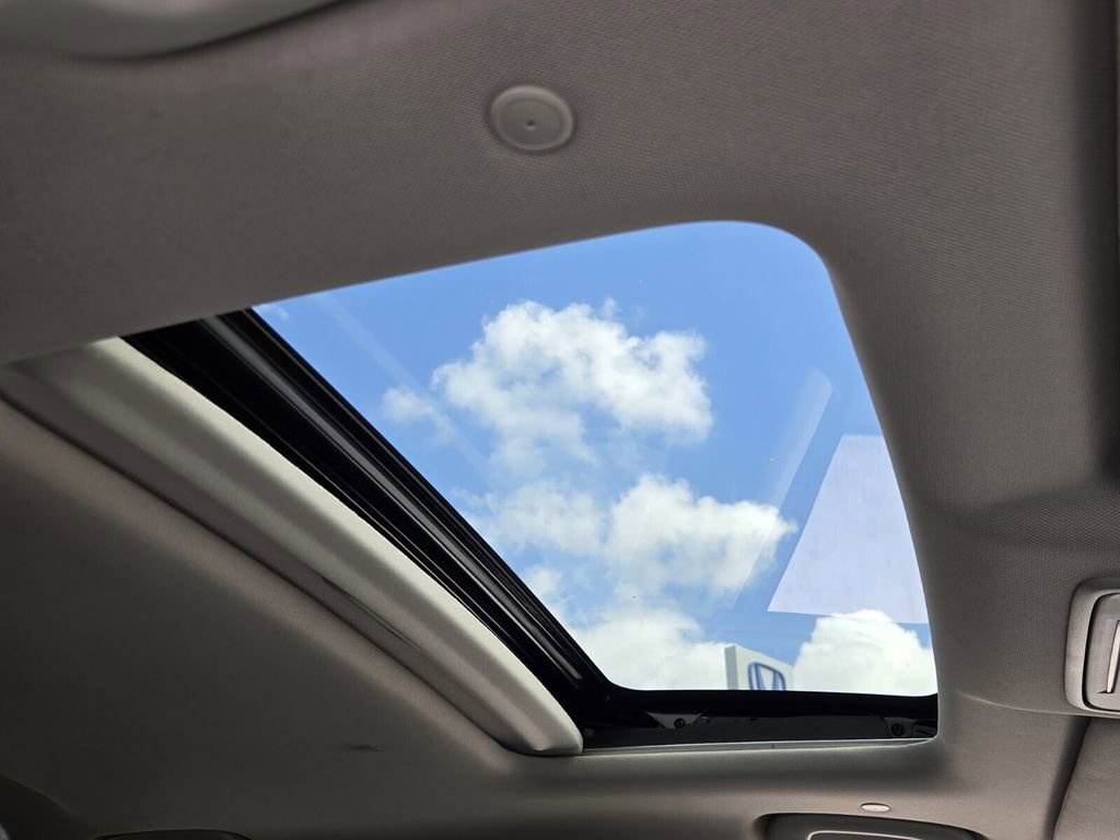 Used 2025 Honda CR-V EX image 18