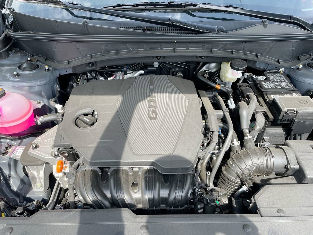 Used 2025 Hyundai Tucson SE image 50