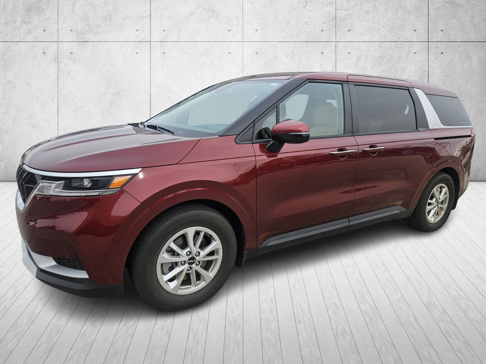 Used 2024 Kia Carnival LX image 3