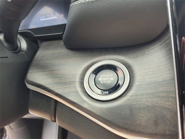 New 2025 Jeep Grand Cherokee Limited image 28