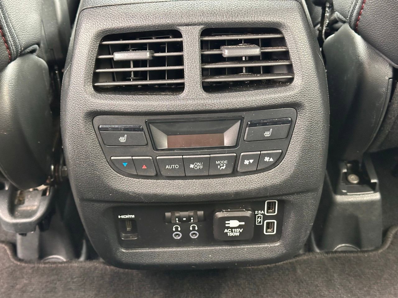 Used 2022 Honda Pilot Black Edition image 18