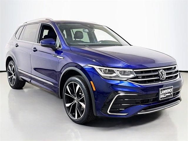 Used 2023 Volkswagen Tiguan SEL R-Line image 3